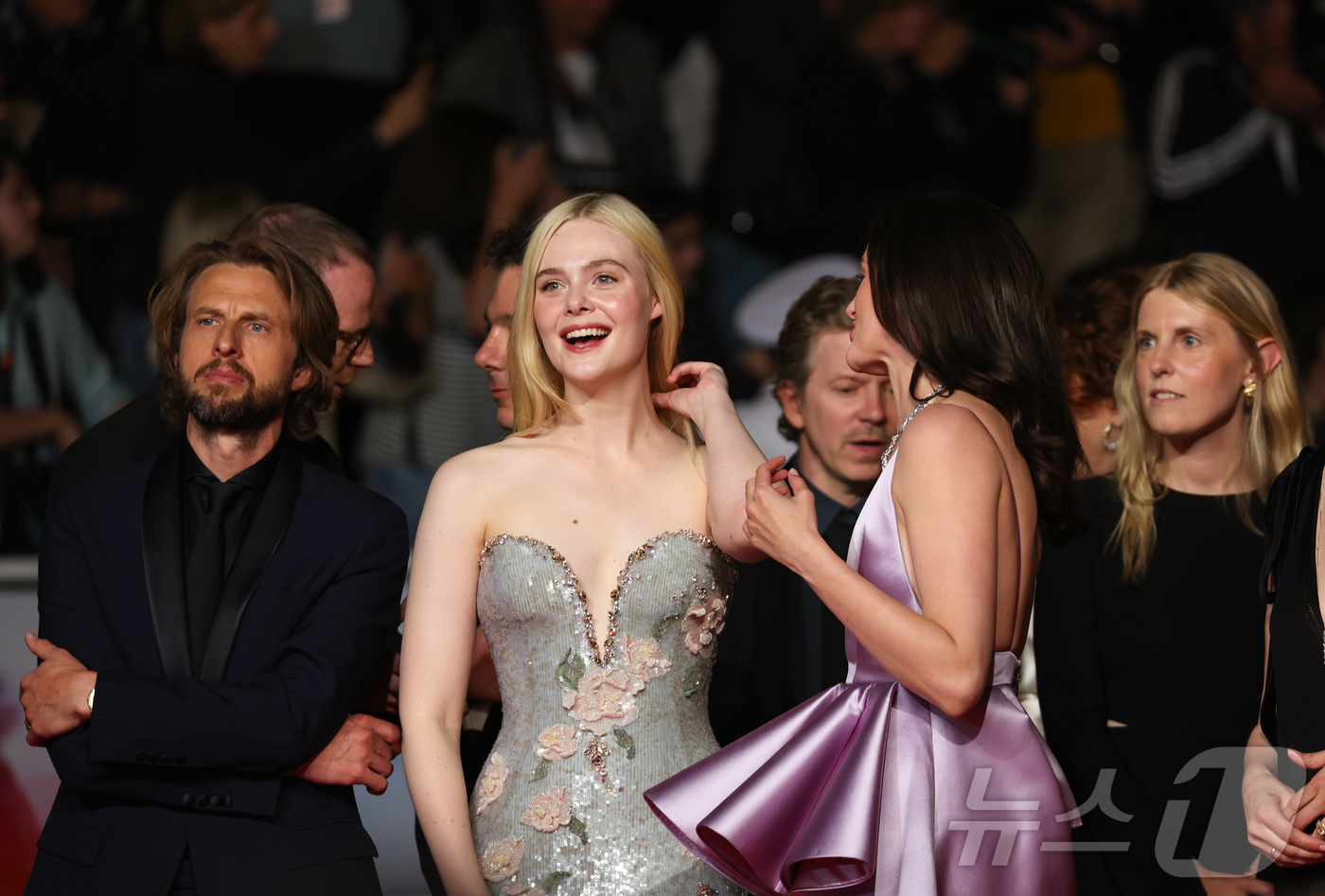 (파리=뉴스1) 이준성 기자 = 21일(현지시간) 프랑스 남부 소도시 칸(Cannes) 팔레 데 페스티발(Palais des Festival) 뤼미에르 대극장에서 열린 ‘제78회 …