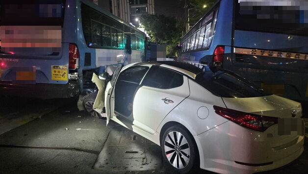 부산서 음주측정 피해 도주하다 시내버스 '쾅'…50대 입건