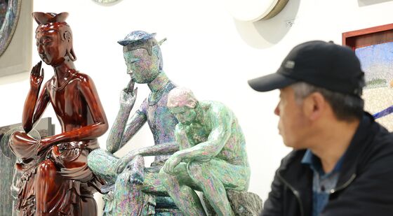 동서양의 조화, 비슷하지만 다른