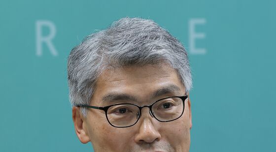발언하는 이준수 금융연수원 원장