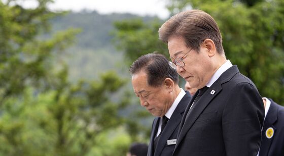 이재명 '노무현 전 대통령을 기억하며'