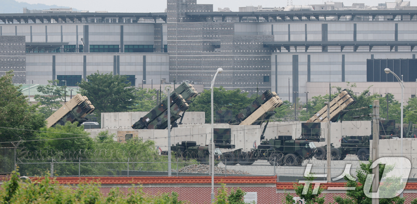 (평택=뉴스1) 김영운 기자 = 도널드 트럼프 미국 행정부가 주한미군 수천 명을 철수하는 방안을 검토 중이라고 월스트리트저널(WSJ)이 22일(현지시간) 소식통을 인용해 보도했다. …