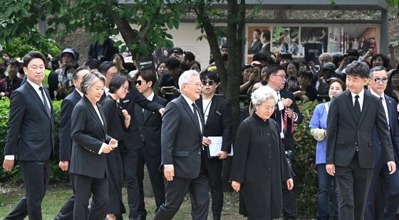 노무현 전 대통령 16주기 추도식 참석하는 문재인·권양숙