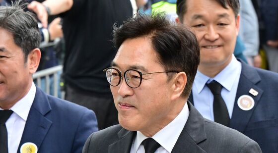 추도식 참석하는 우원식 의장