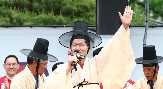 선비로 변신한 김문수 후보