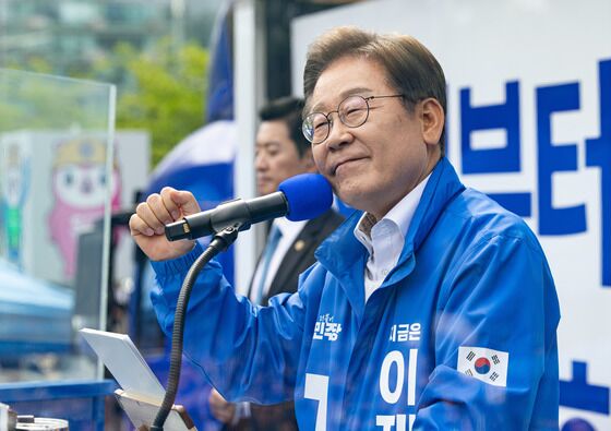 경기 남북 순회 이재명, 경제살리기·안보로 수도권 공략(종합)