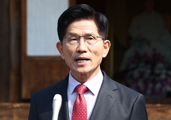 김문수 "당·대통령 분립 등 당헌 명시할 것…사전투표 참여해달라"