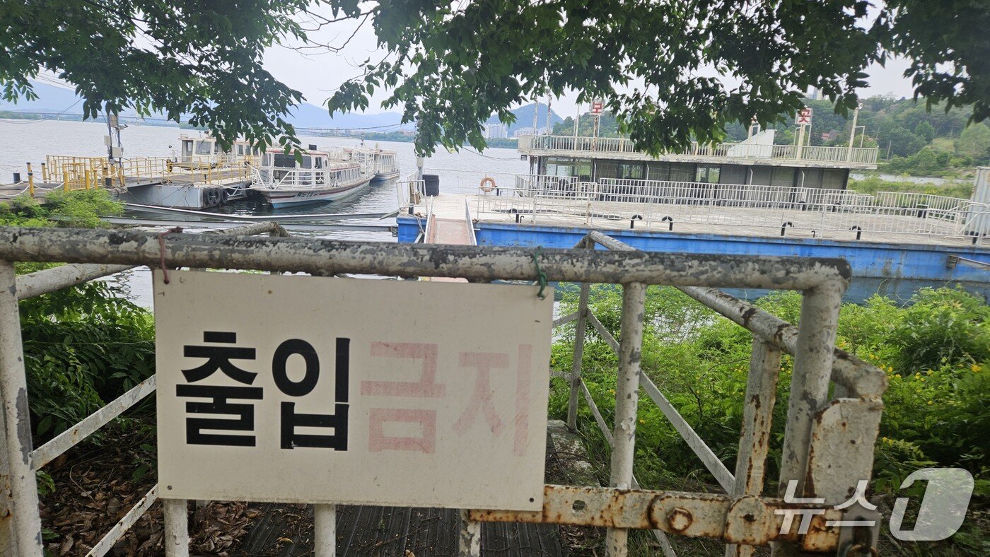 본문 이미지 - 방치된 강원 춘천 삼천동 옛 배터.2025.5.23 한귀섭 기자