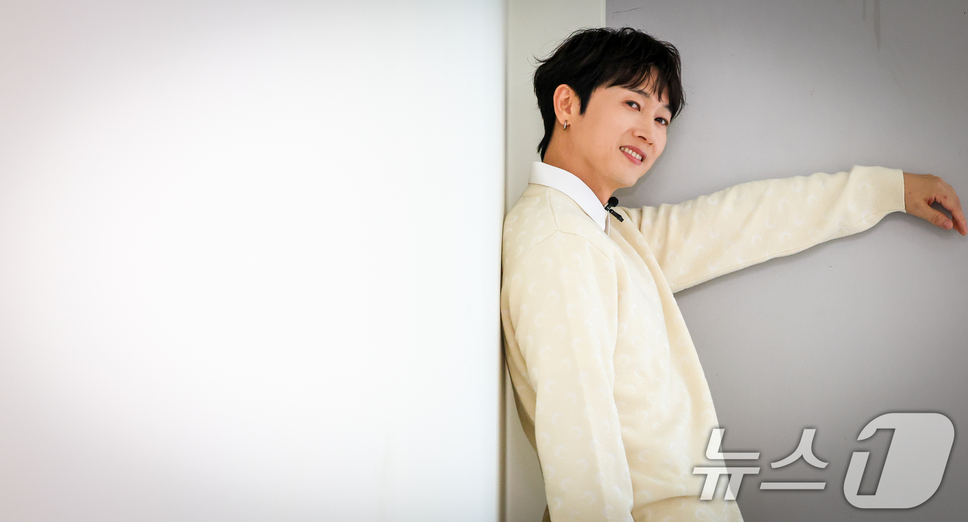 (서울=뉴스1) 허경 기자 = 그룹 H.O.T. 출신 가수 장우혁이 서울 마포구 상암 DDMC에서 'K-페르소나' 정덕현 문화평론가와 인터뷰를 하고 있다. 2025.5.31/뉴스1 …