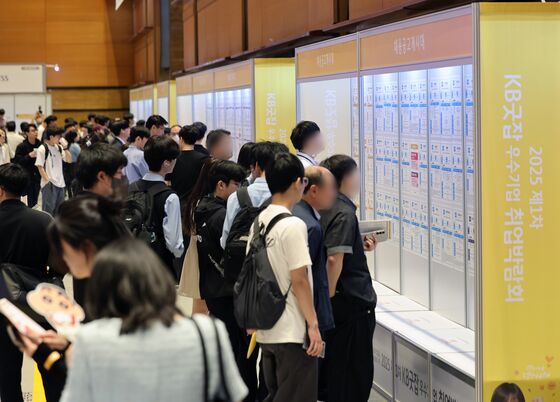 6월 취업자 18.3만명 증가…건설은 14개월·제조업 12개월째 감소(종합2보)