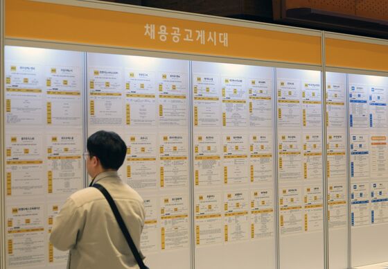 6월 취업자 18.3만명 증가…건설업 14개월·제조업 12개월째 감소(종합)
