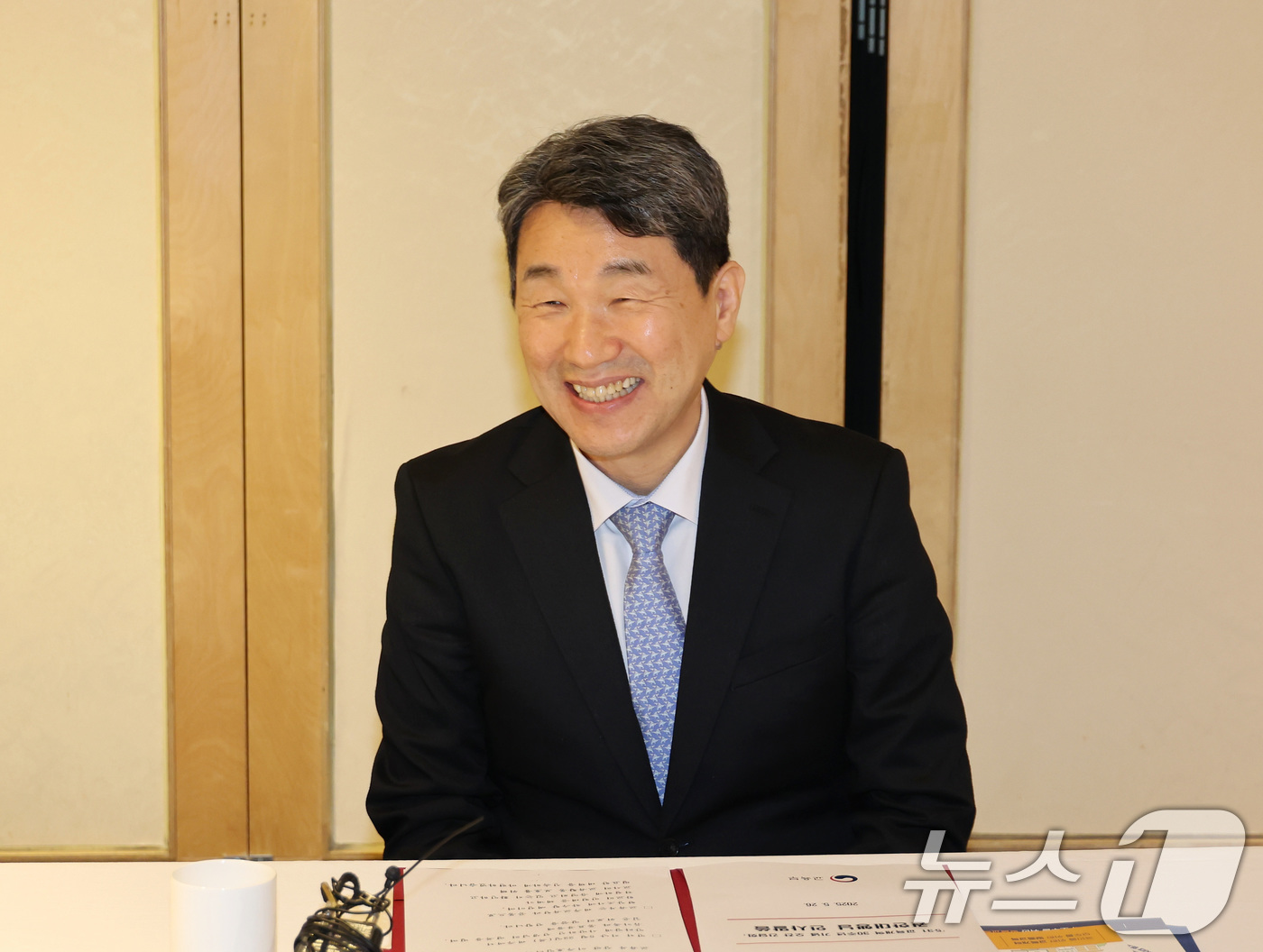 (서울=뉴스1) 임세영 기자 = 이주호 대통령 권한대행 부총리 겸 교육부 장관이 26일 서울 달개비에서 열린 ‘5·31 교육개혁 30주년 기념 오찬 간담회’에서 모두발언하고 있다. …