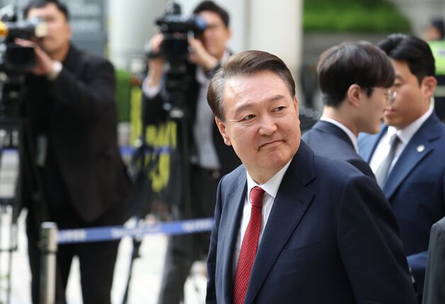 '尹 선거법 위반' 고발인 측 "검찰총장 때부터 대선 출마 준비"