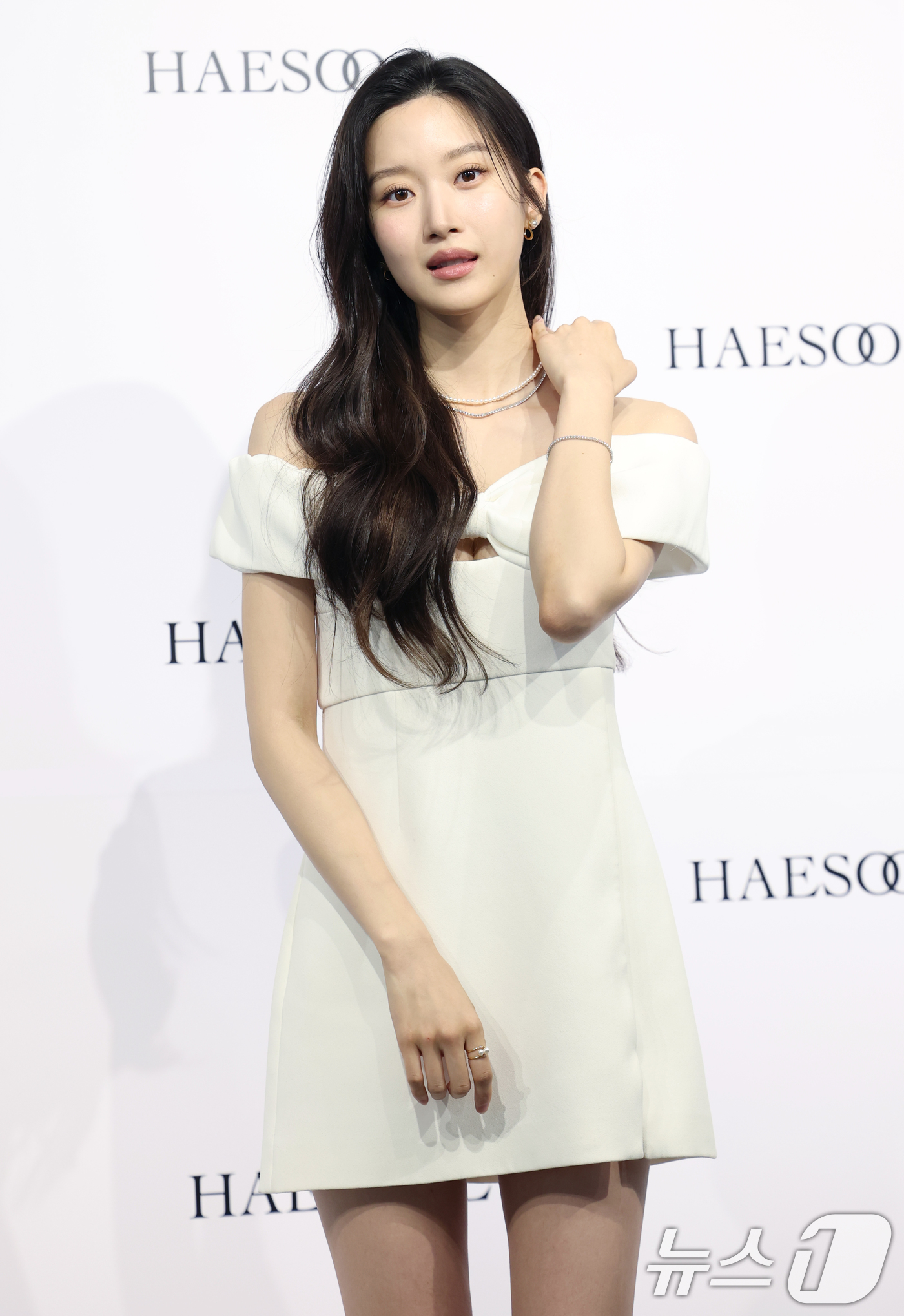 (서울=뉴스1) 권현진 기자 = 배우 문가영이 28일 오후 서울 중구 신라면세점 서울에서 열린 주얼리 브랜드 해수엘 포토콜 행사에 참석해 포즈를 취하고 있다. 2025.5.28/뉴 …