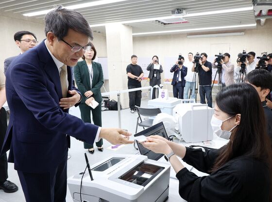[속보] 노태악 "사전투표 부실 관리에 국민께 진심으로 송구"