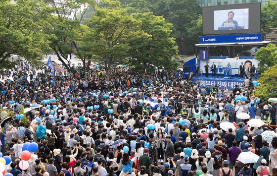 민주, 허위조작정보 유통 금지법 발의…'이준석 발언' 인용 기자 고발도