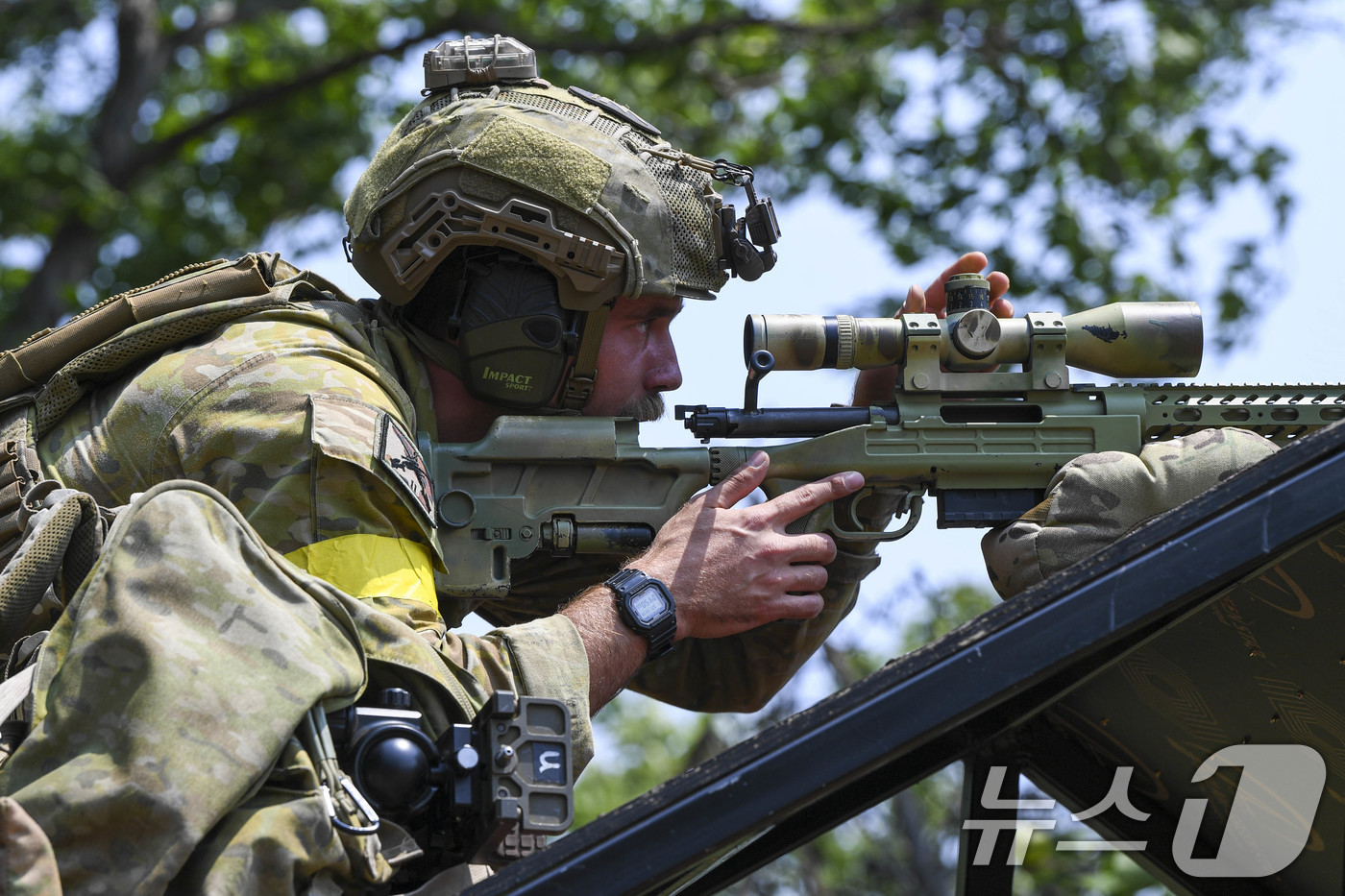 (서울=뉴스1) = 해병대는 지난 26일부터 포항 수성사격장에서 육·해·공군, 해병대와 미국, 필리핀, 호주 등 총 29개 팀의 저격수들이 참가한 가운데 제4회 해병대사령관배 저격 …