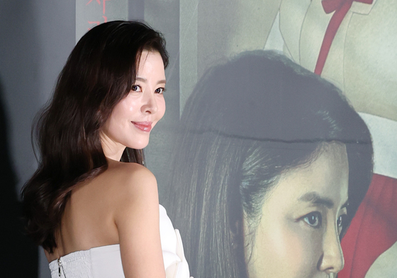 배우 김규리 북촌 자택에 늦은 밤 강도…40대 남성 검거