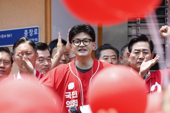 '尹탄핵' 입장 정리 안되는 국힘…윤상현 옹호에 한동훈 즉각 반박