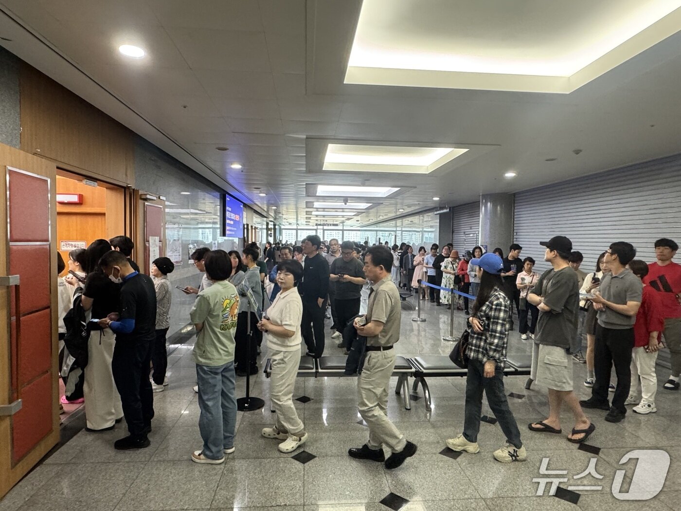 본문 이미지 - 전북자치도청 4층에 마련된 효자5동 사전투표소 모습. 2025.5.29/뉴스1 장수인 기자 