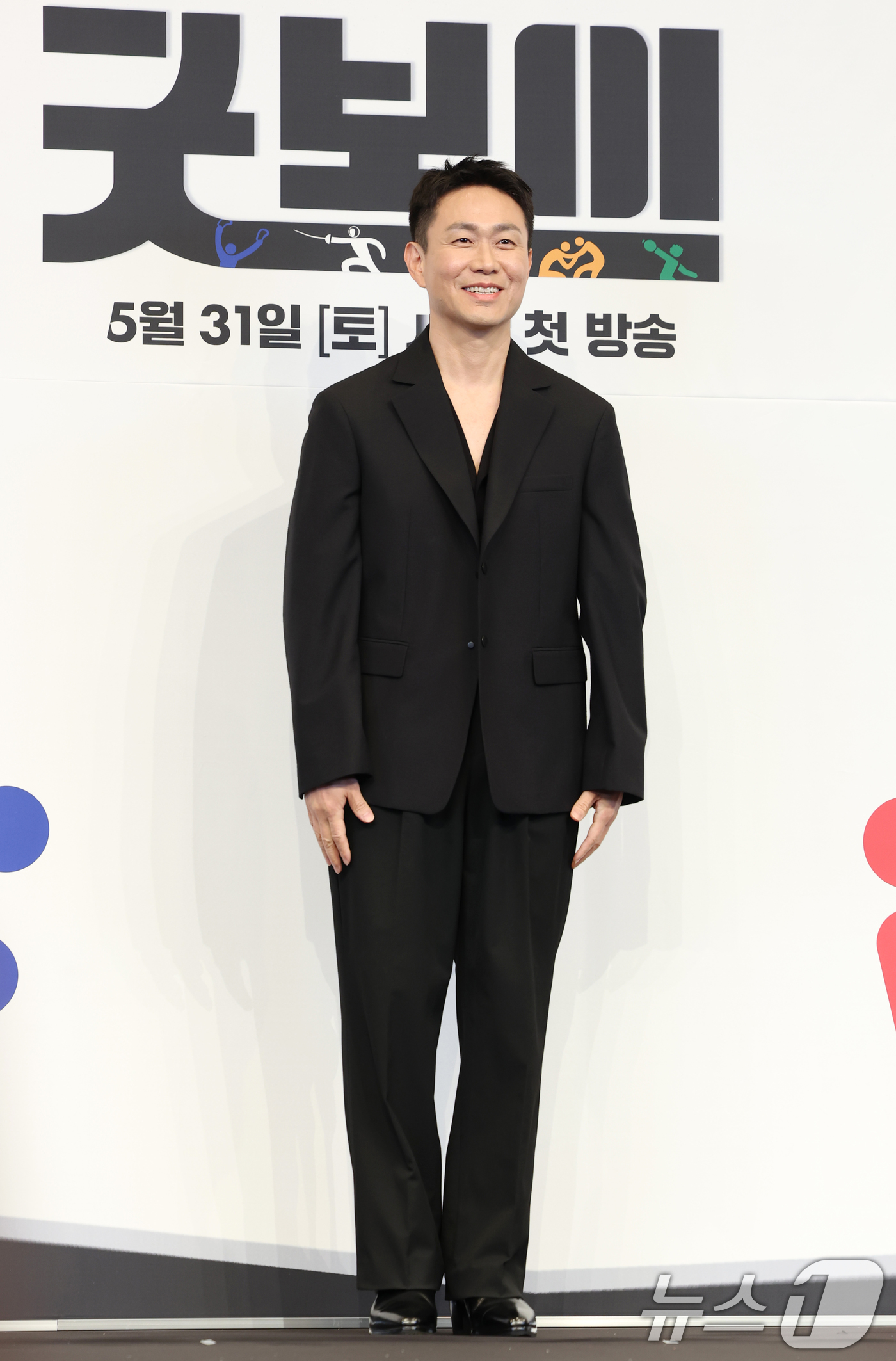 (서울=뉴스1) 권현진 기자 = 배우 오정세가 29일 서울 구로구 더링크서울 트리뷰트 포트폴리오 호텔에서 열린 JTBC 새 토일드라마 '굿보이' 제작발표회에서 포즈를 취하고 있다. …