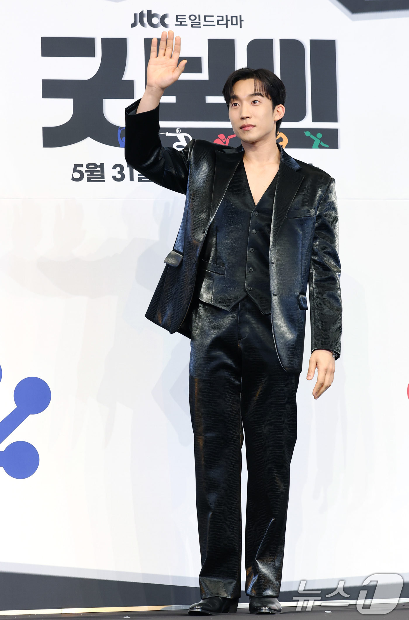 (서울=뉴스1) 권현진 기자 = 배우 이상이가 29일 서울 구로구 더링크서울 트리뷰트 포트폴리오 호텔에서 열린 JTBC 새 토일드라마 '굿보이' 제작발표회에서 포즈를 취하고 있다. …