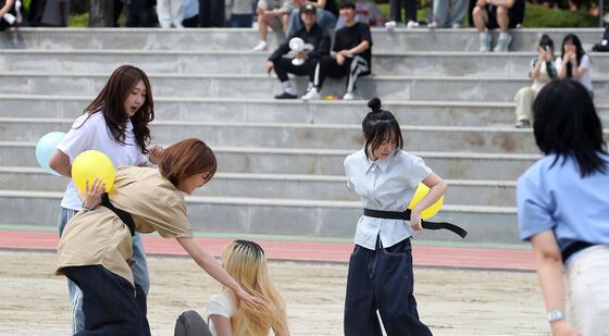 동심으로 돌아간 캠퍼스 체육대회