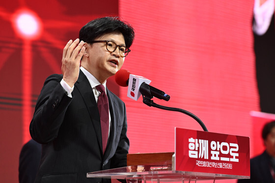 한동훈 "민주당 나라 망할 짓거리에 맞서는 사람 안 보여"…국힘 직격