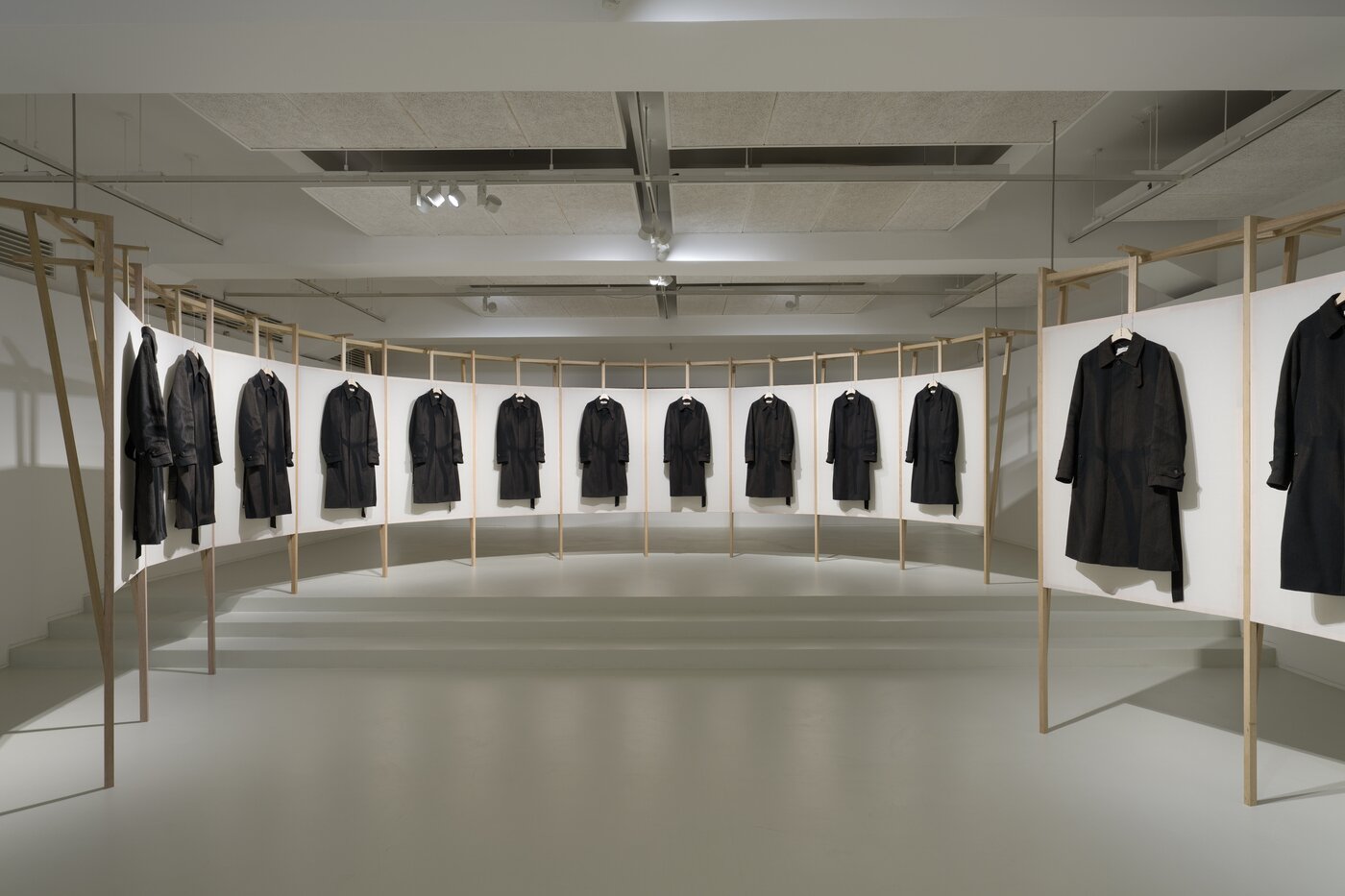 본문 이미지 - 1전시실 전시 전경. ⓒ 사진 제공： 일민미술관. 사진： 스튜디오 오실로스코프(Studio Oscilloscope)