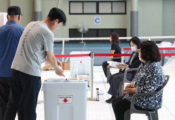 불확실성 해소 기대, 대선 하루 앞두고 한국 증시 랠리