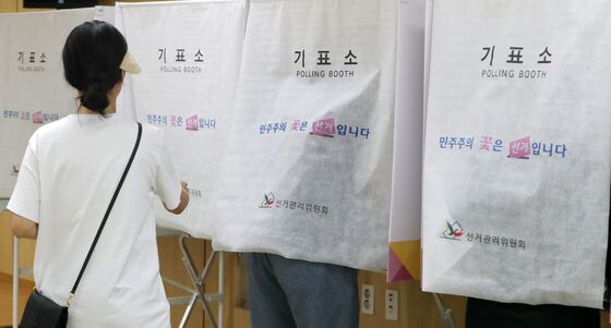 '유권자 편의에 집중'…강원선관위, 투·개표소 설비 점검