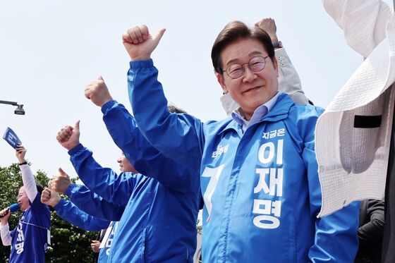 네거티브 대신 부동산·주가·민생…이재명, 막판 굳히기