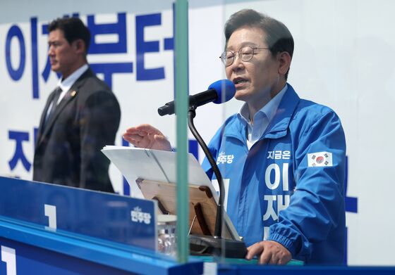 이재명 "이준석, 장남 댓글 성적 표현처럼 조작…엄정 책임져야"