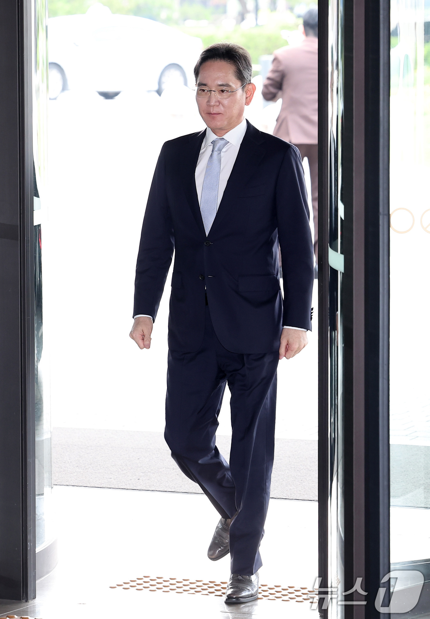 (서울=뉴스1) 김성진 기자 = 이재용 삼성전자 회장이 30일 서울 중구 신라호텔에서 열린 2025 삼성호암상 시상식에 참석하고 있다. 2025.5.30/뉴스1