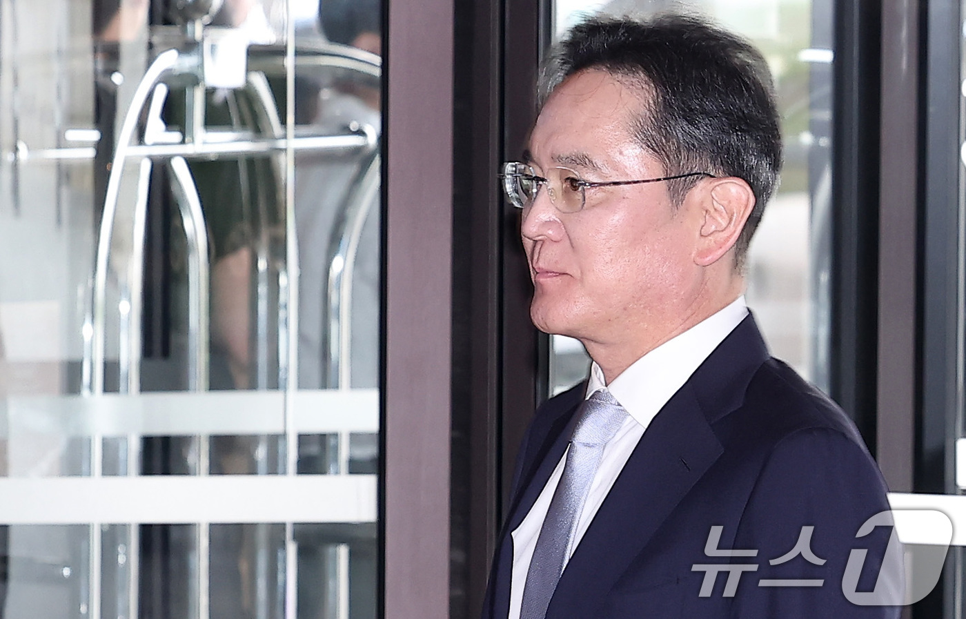 (서울=뉴스1) 김성진 기자 = 이재용 삼성전자 회장이 30일 서울 중구 신라호텔에서 열린 2025 삼성호암상 시상식에 참석하고 있다. 2025.5.30/뉴스1