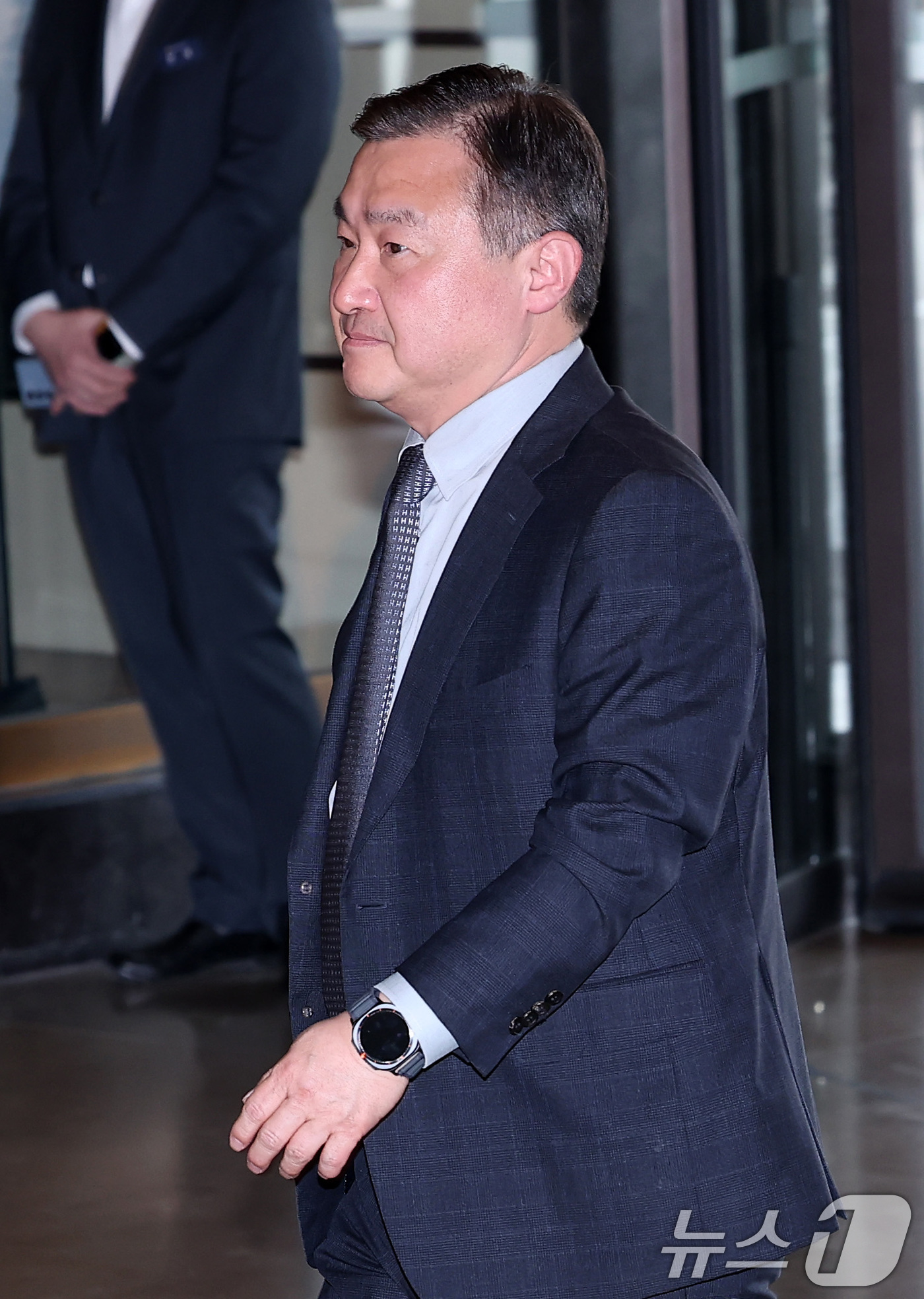 (서울=뉴스1) 김성진 기자 = 노태문 삼성전자 DX부문장 직무대행 사장이 30일 서울 중구 신라호텔에서 열린 2025 삼성호암상 시상식에 참석하고 있다. 2025.5.30/뉴스1 …