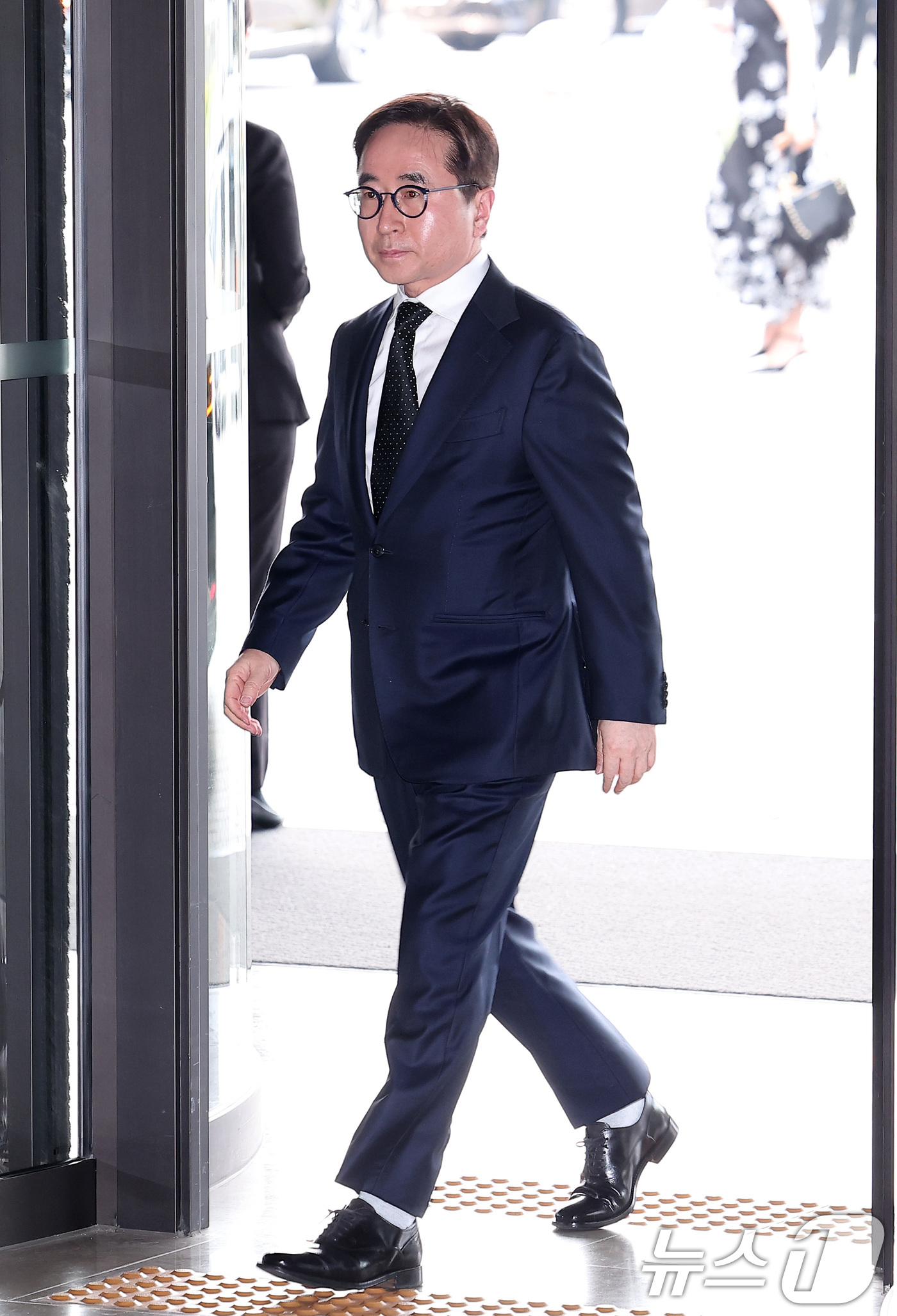 (서울=뉴스1) 김성진 기자 = 장덕현 삼성전기 사장이 30일 서울 중구 신라호텔에서 열린 2025 삼성호암상 시상식에 참석하고 있다. 2025.5.30/뉴스1