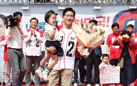 김문수 "김대중·노무현은 고졸…학벌 높다고 지혜 생기는 것 아냐"