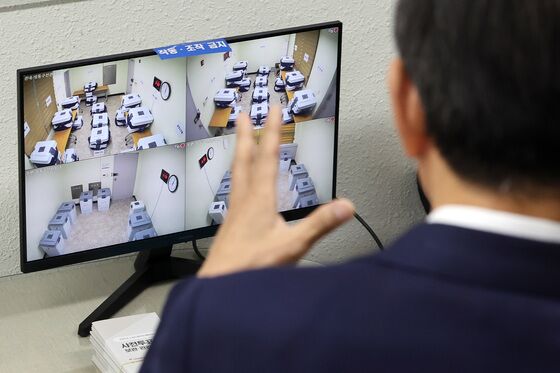 선관위 찾아가 '협박·폭행'…부정선거 주장 단체 잇단 수사(종합)