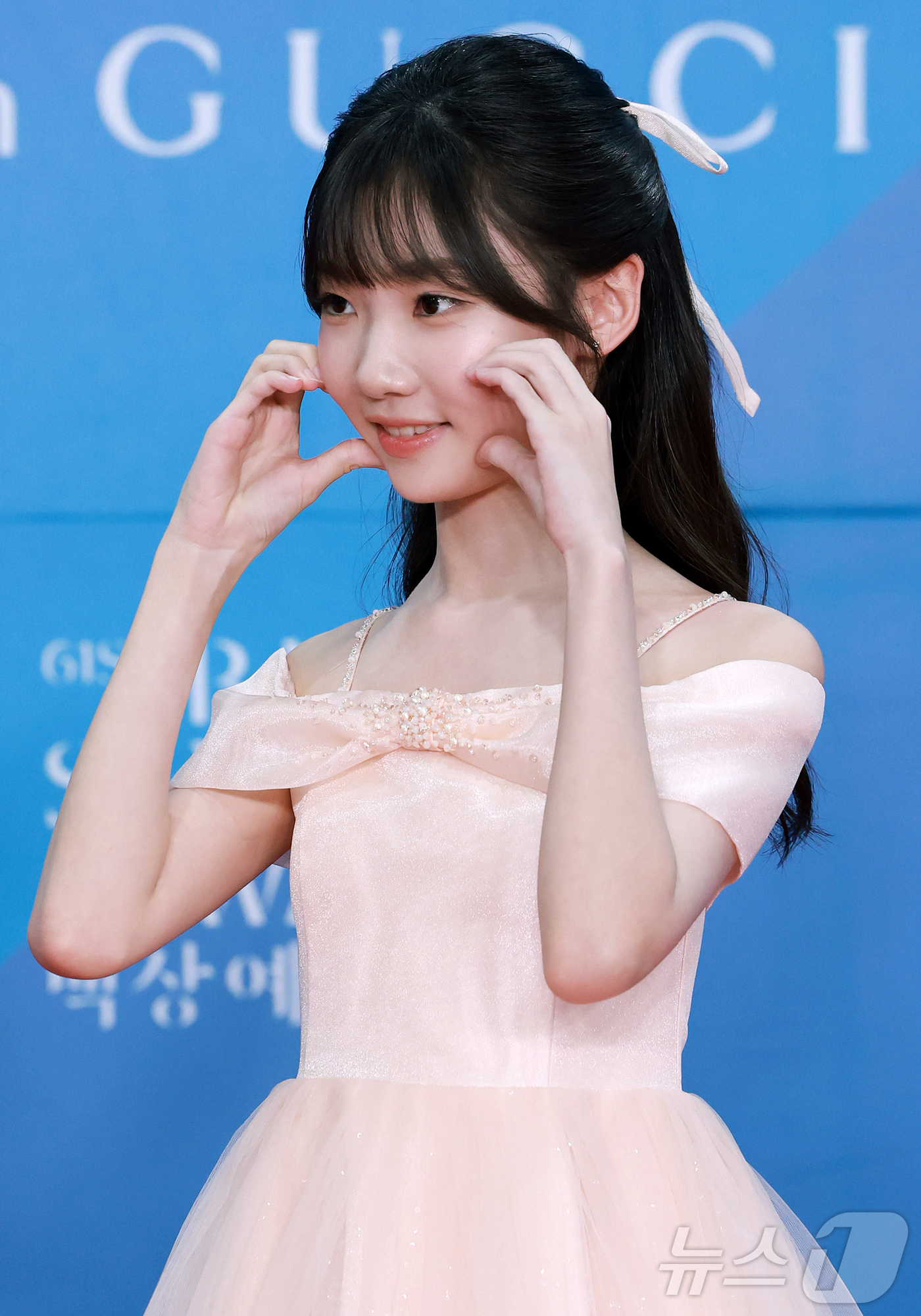 (서울=뉴스1) 김진환 기자 = 배우 김태연이 5일 오후 서울 강남구 코엑스에서 열린 '61회 백상예술대상' 레드카펫에서 포즈를 취하고 있다. 2025.5.6/뉴스1