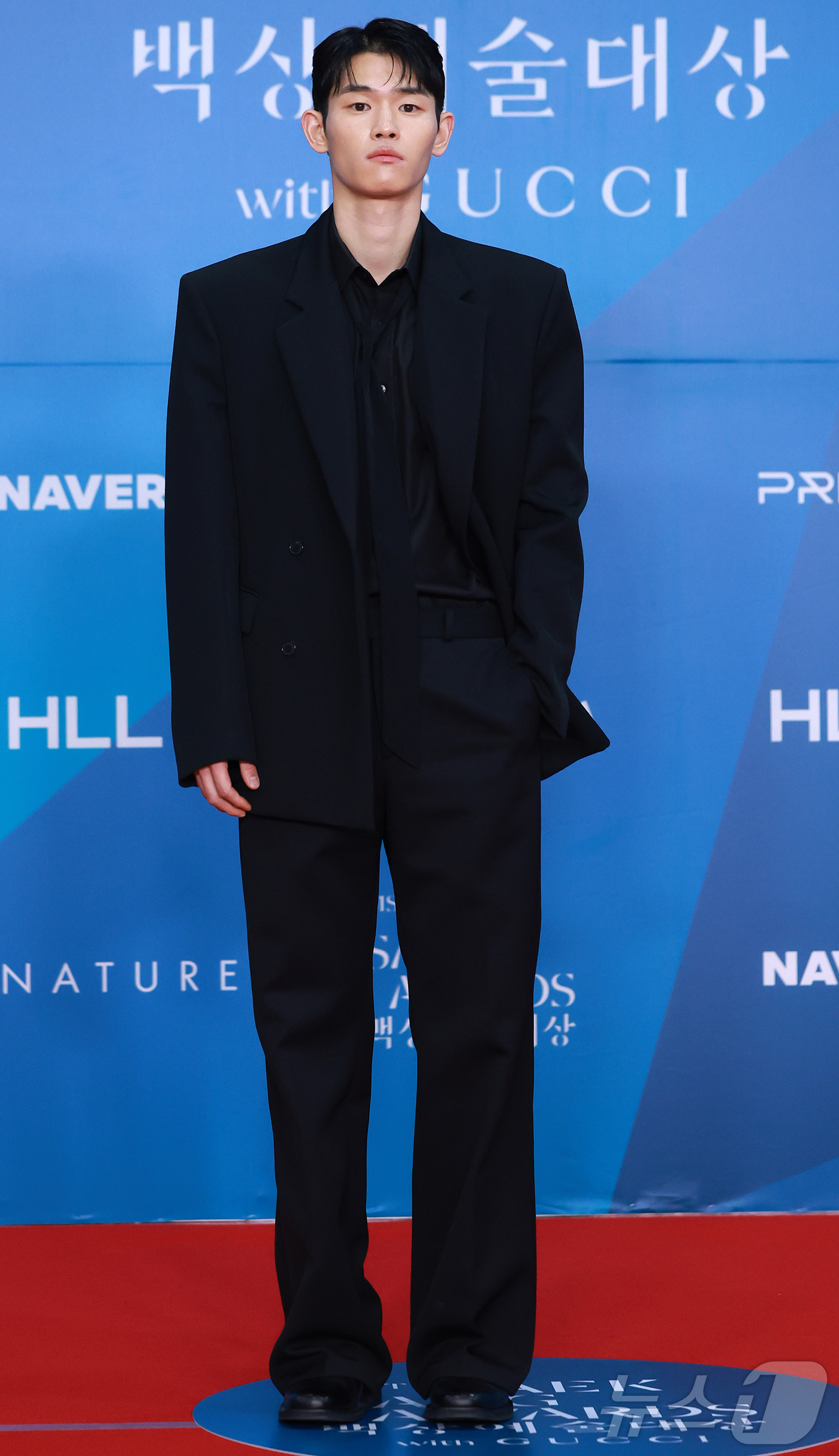 (서울=뉴스1) 김진환 기자 = 배우 김정진이 5일 오후 서울 강남구 코엑스에서 열린 '61회 백상예술대상' 레드카펫에서 포즈를 취하고 있다. 2025.5.6/뉴스1