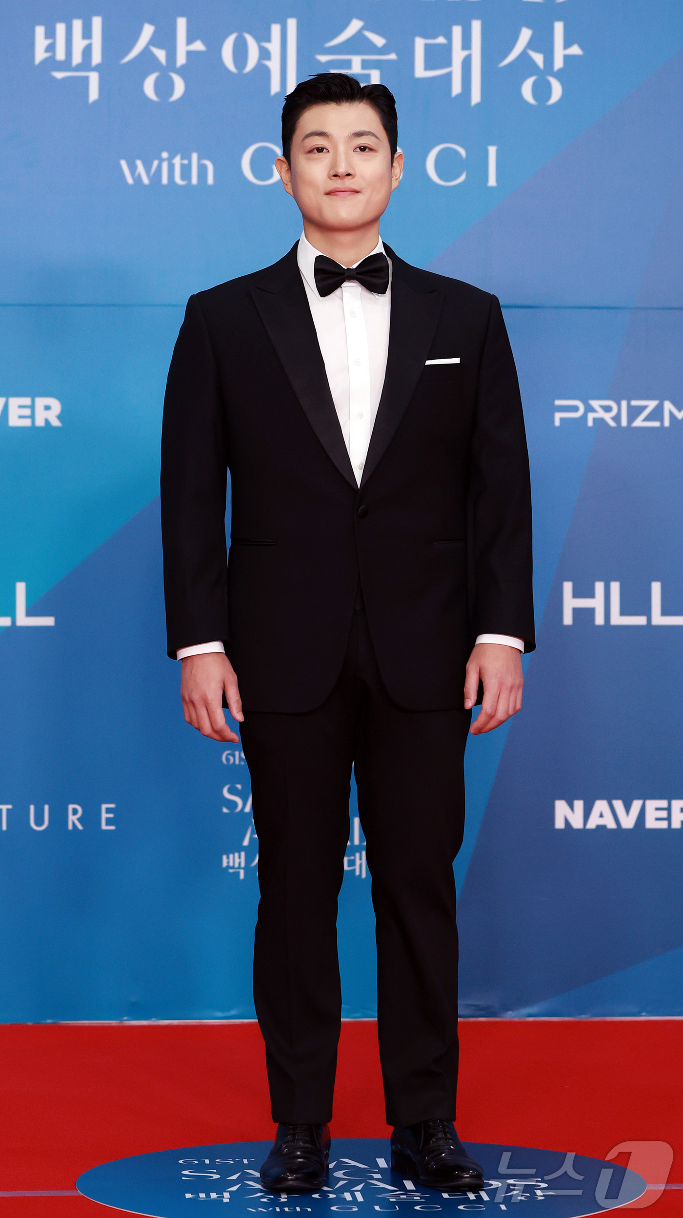 (서울=뉴스1) 김진환 기자 = 배우 장성범이 5일 오후 서울 강남구 코엑스에서 열린 '61회 백상예술대상' 레드카펫에서 포즈를 취하고 있다. 2025.5.6/뉴스1