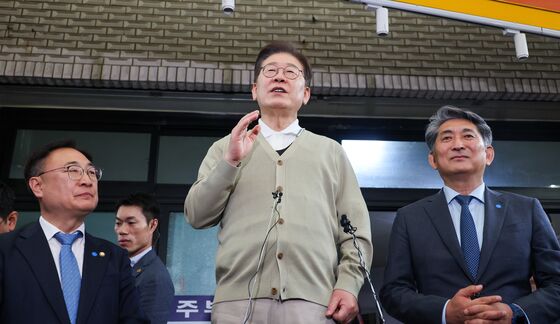 "국가기관과 대결" 이재명 사법부 작심 비판…조봉암·DJ 소환(종합)