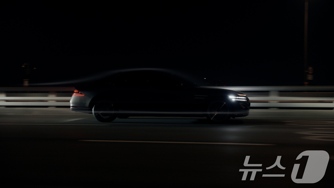 (서울=뉴스1) = 제네시스 브랜드가 제네시스 모델에 적용된 주요 기술의 우수성을 소개하는 브랜드 기술 홍보 영상(테크놀로지 바이 제네시스)를 7일 유튜브와 SNS에 공개했다고 밝 …