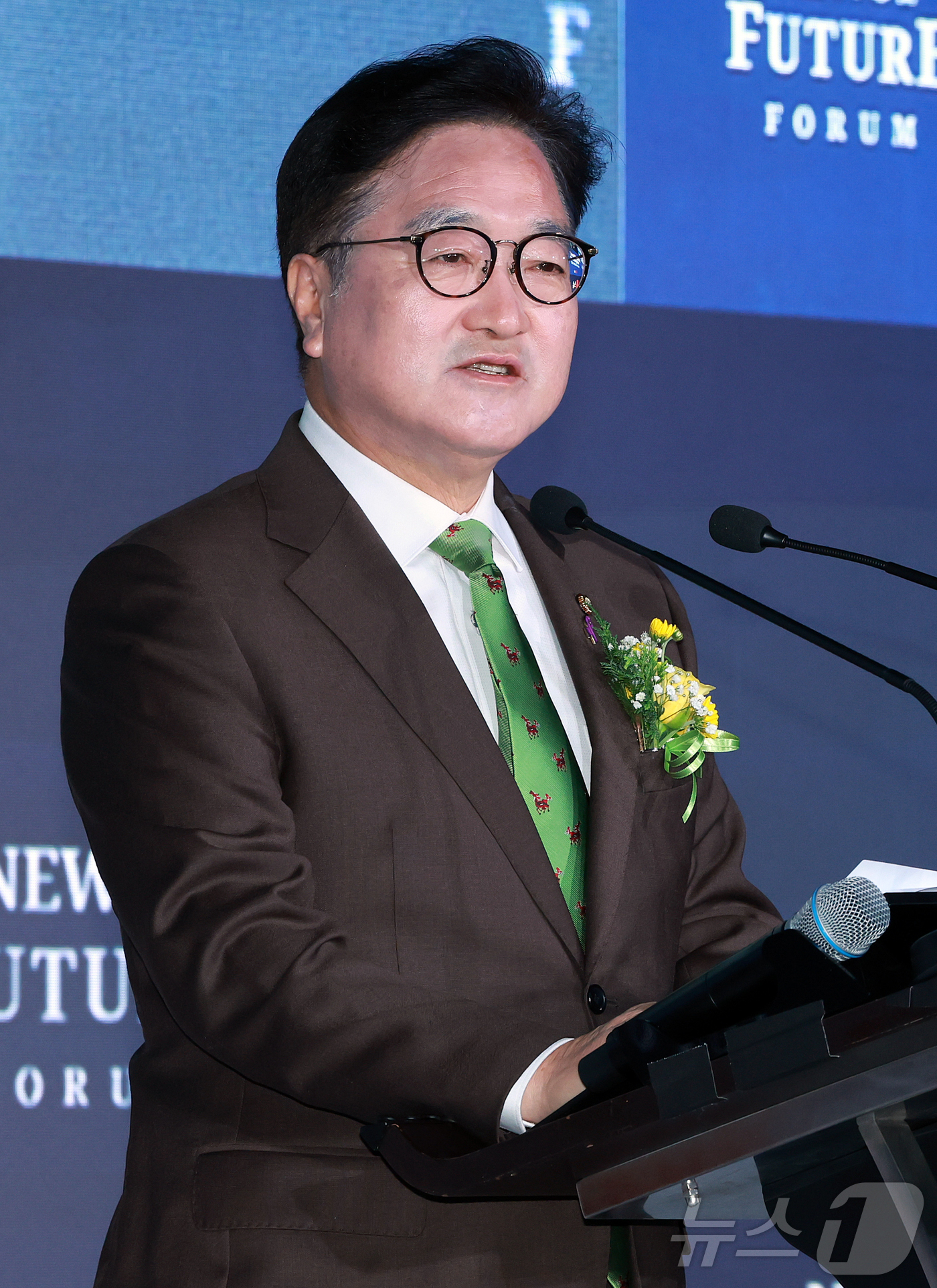 (서울=뉴스1) 김진환 기자 = 우원식 국회의장이 7일 서울 여의도 페어몬트 호텔에서 열린 뉴스1 미래포럼에서 축사를 하고 있다.‘트럼프 2.0과 新한국:위기 극복 해법 찾기’를 …