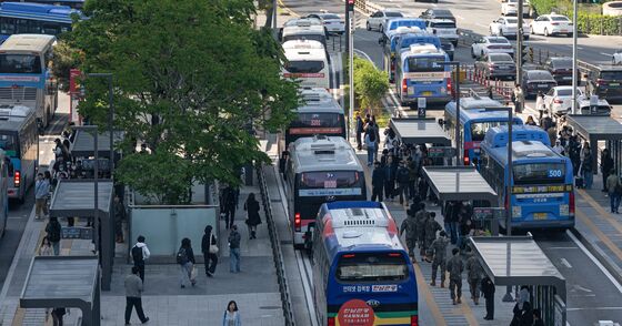 서울시, 버스 노조 준법투쟁에 "위법·부당한 운전 종용한 적 없어"