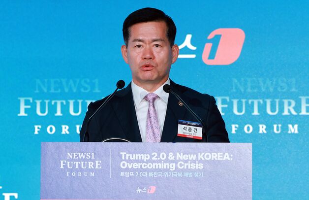 제1회 방위산업의 날 기념식…"방산 수출 강국으로 발돋움"