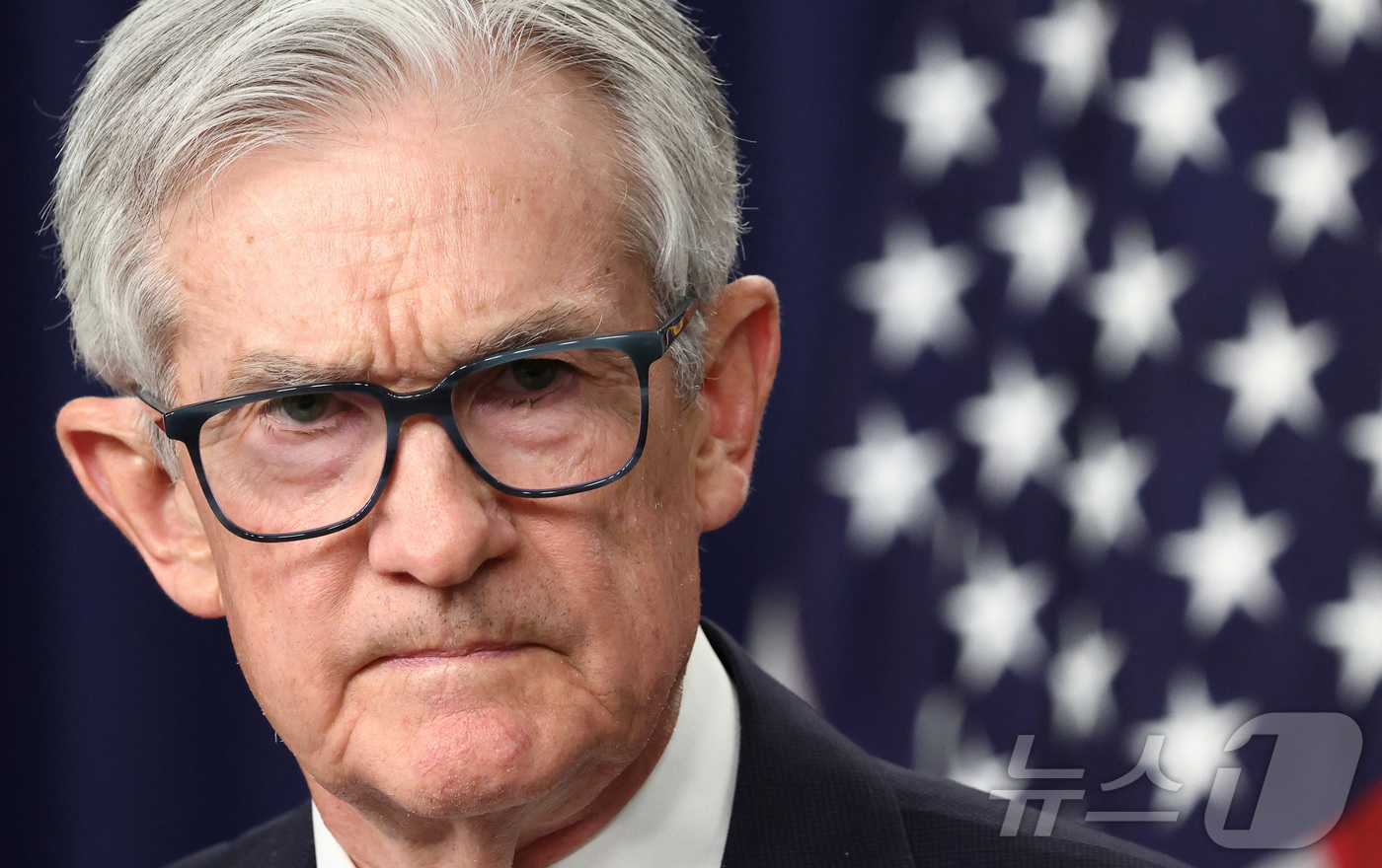 (워싱턴 로이터=뉴스1) 정지윤 기자 = 제롬 파월 미국 연방준비제도(연준) 의장이 7일(현지시간) 이틀 간의 연방공개시장위원회(FOMC) 회의를 마치고 기자회견에서 결과를 발표하 …