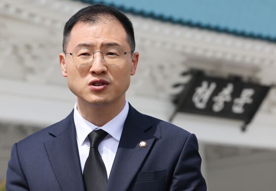 [속보] '국힘 탈당' 김상욱, 이재명 지지선언 "가장 보수다운 후보"