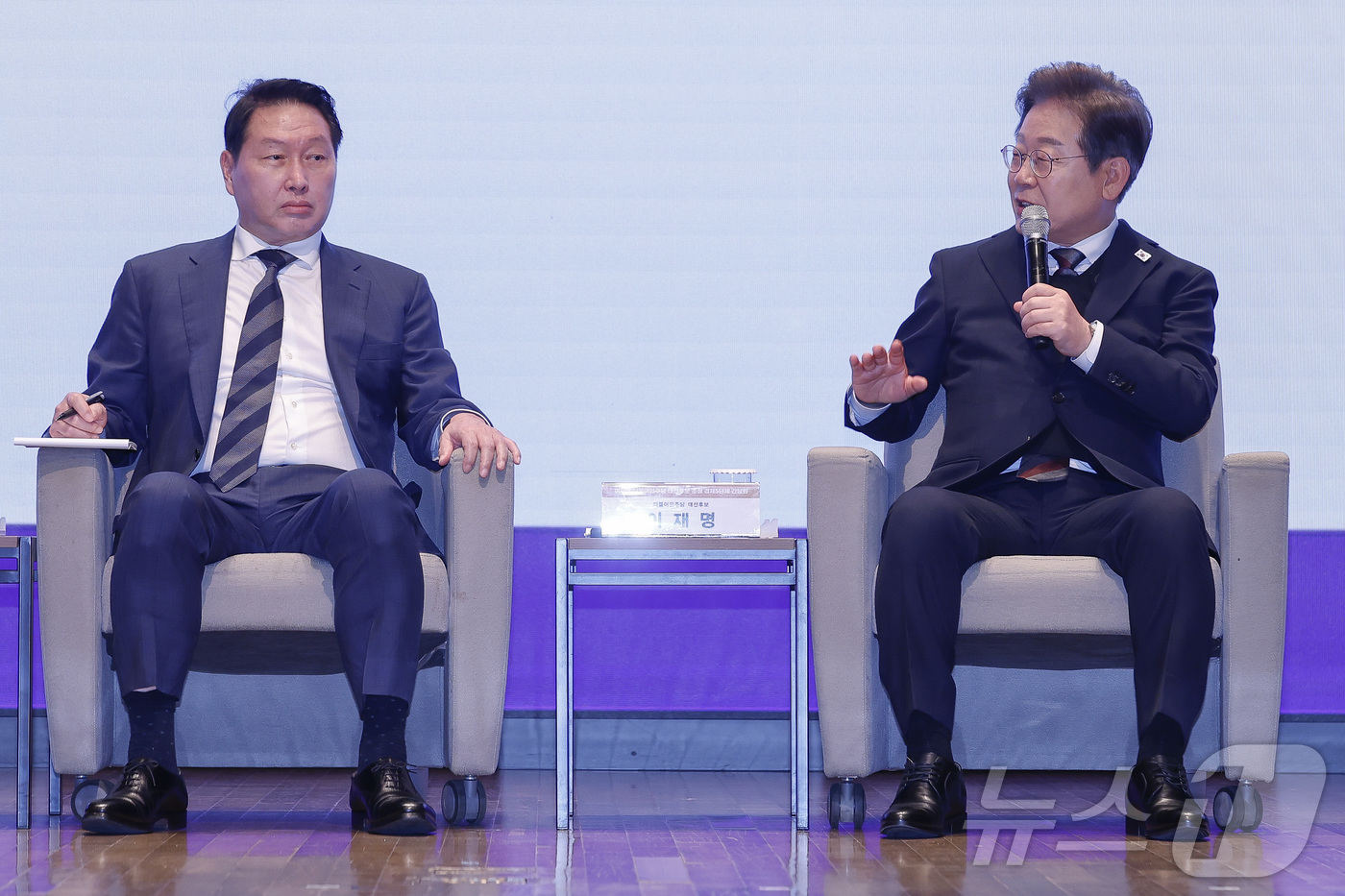 (서울=뉴스1) 국회사진취재단 = 이재명 더불어민주당 대선후보가 8일 서울 중구 대한상공회의소에서 열린 대선후보 초청 경제5단체 간담회에서 모두발언을 하고 있다.  2025.5.8 …